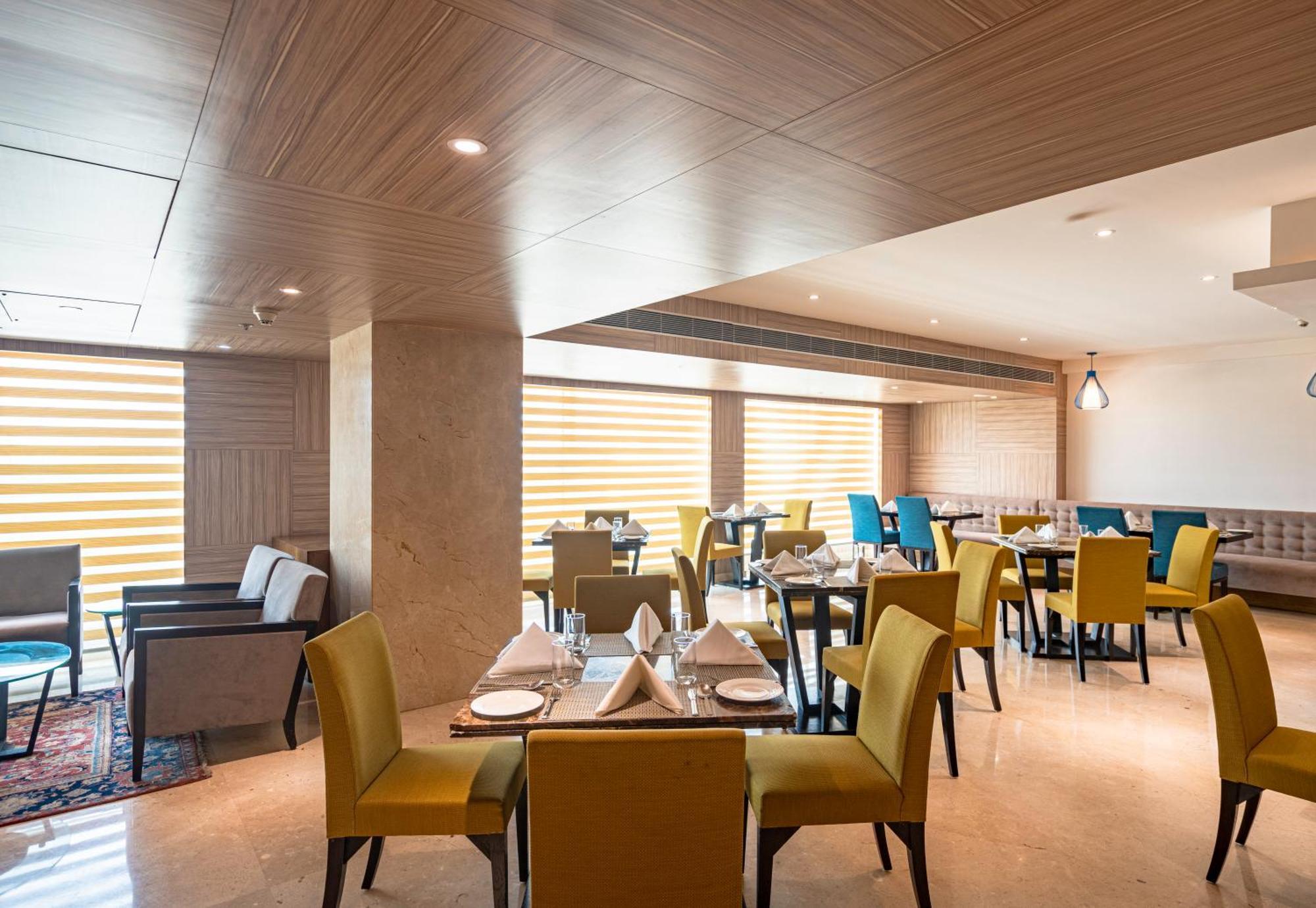 Hotel Svelte Delhi, A Member Of Radisson Individuals Nowe Delhi Zewnętrze zdjęcie