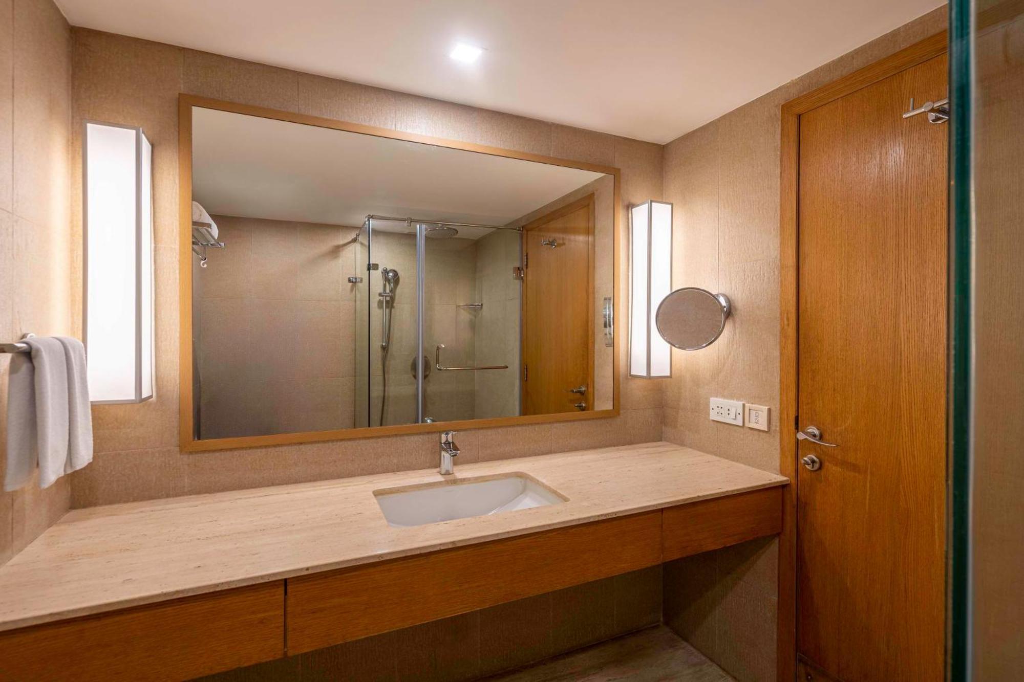 Hotel Svelte Delhi, A Member Of Radisson Individuals Nowe Delhi Zewnętrze zdjęcie